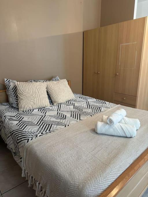 Bel Appartement, Coeur De Morlaix Buitenkant foto